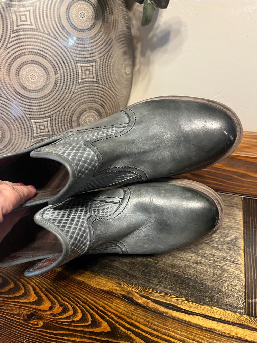 ROAN by Bed Stu Chelsea Boots - Picture 10 of 12